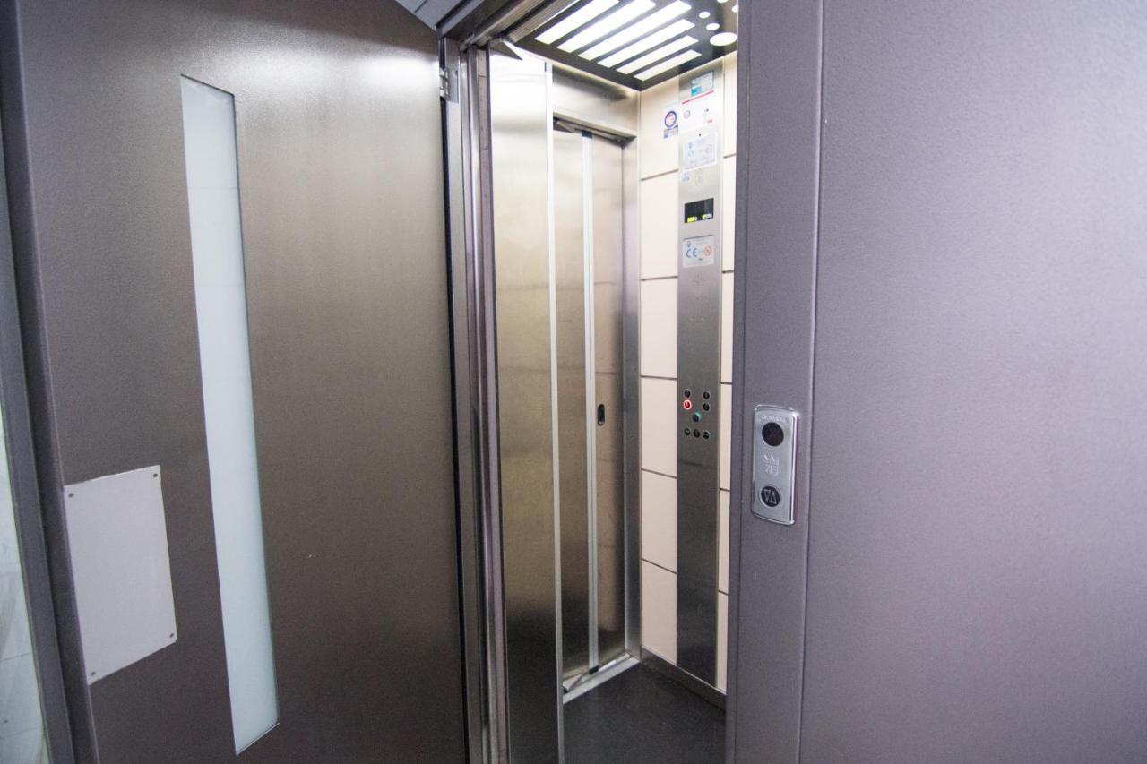 Tuguest Alhondiga Apartment 그라나다 외부 사진